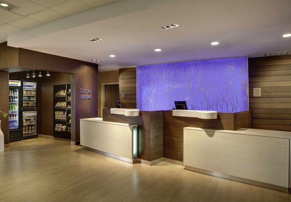Fairfield Inn & Suites By Marriott Lincoln Southeast Exterior photo
