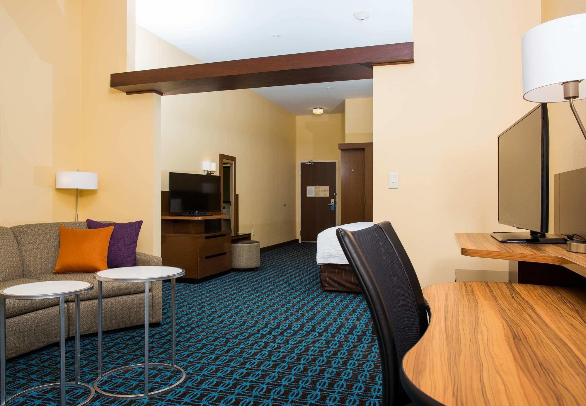 Fairfield Inn & Suites By Marriott Lincoln Southeast Exterior photo